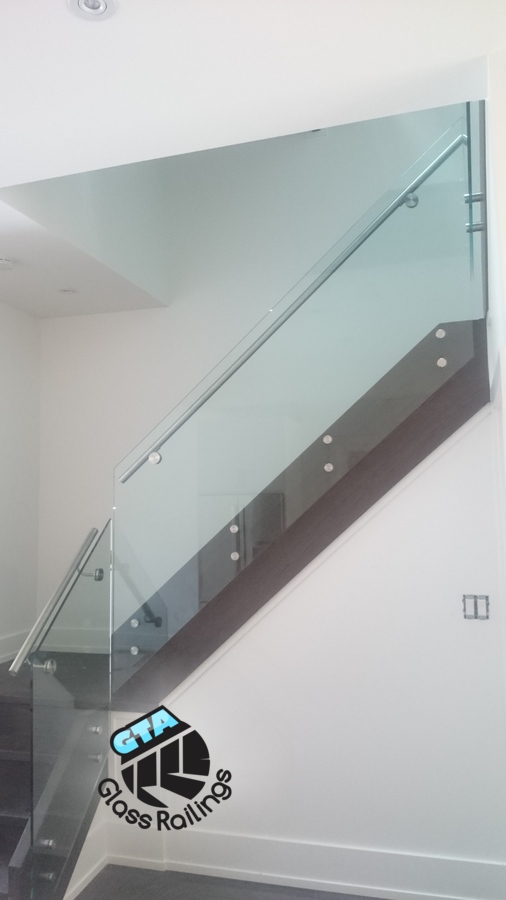 frameless glass railing with stainless steel