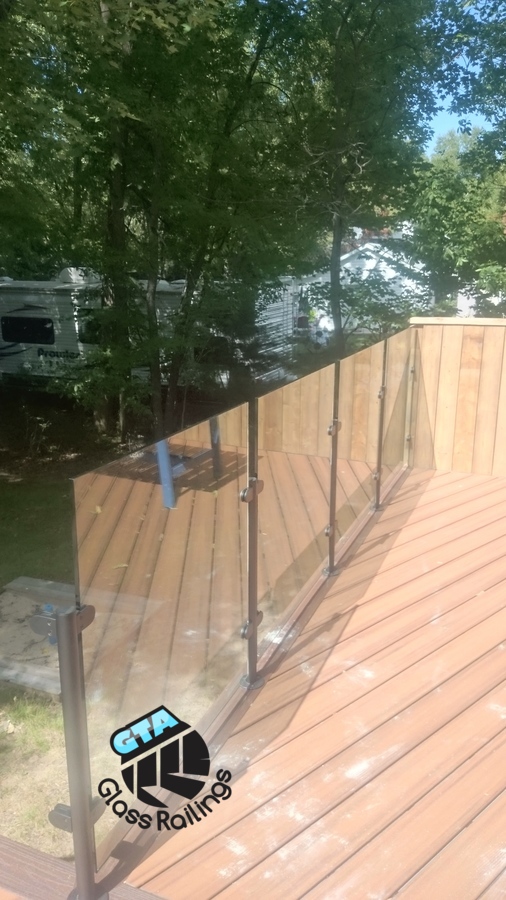 deck glass railing