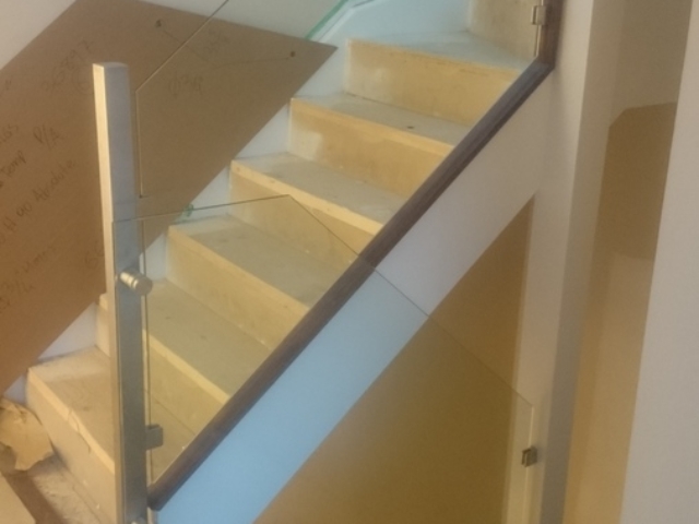 stainless steel glass railing and handrail